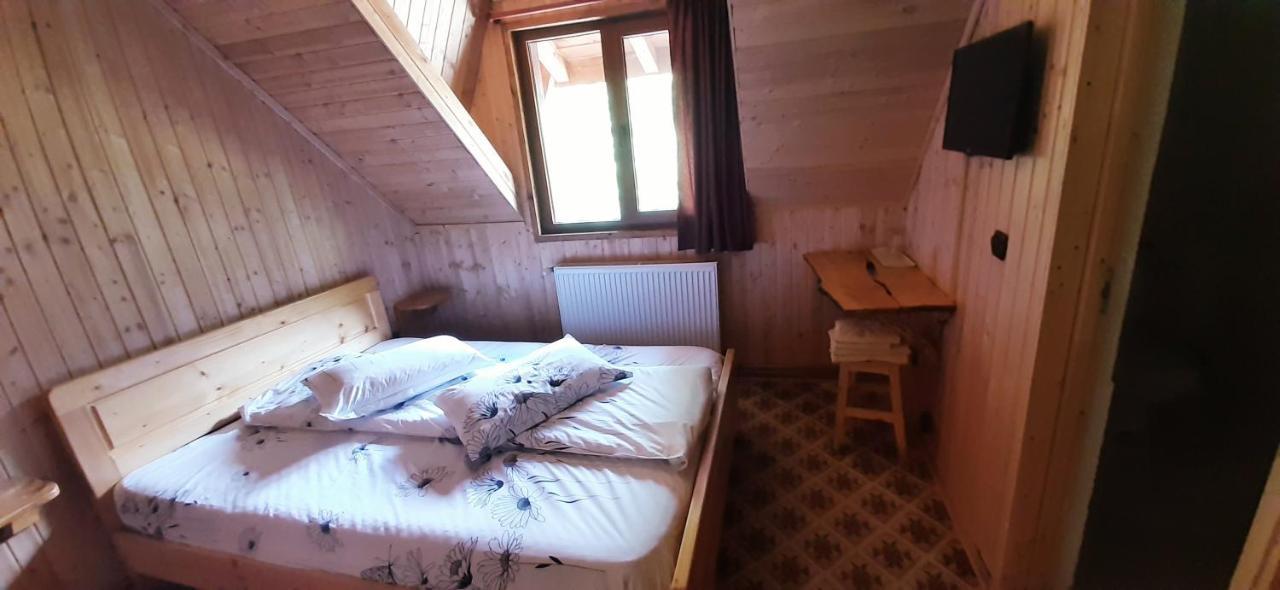 Cabana Ancutei Rucar  Bagian luar foto